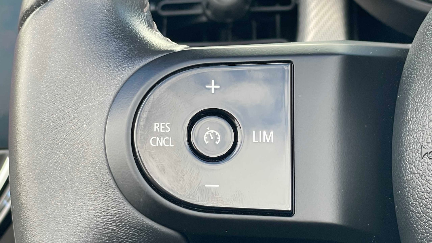 Used MINI Convertible 2023 for sale - 76488155: Photo 24