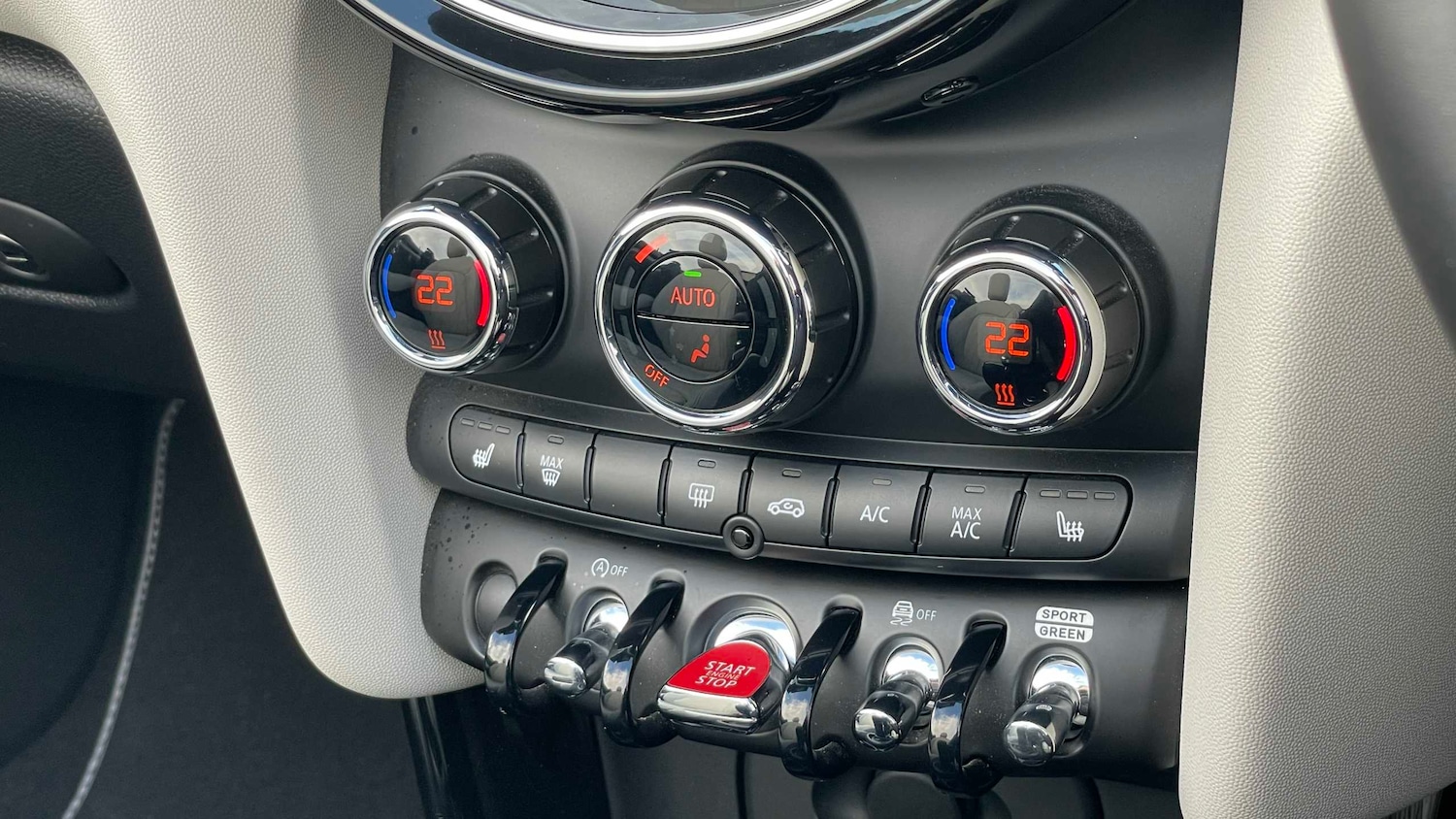 Used MINI Convertible 2023 for sale - 76488155: Photo 28