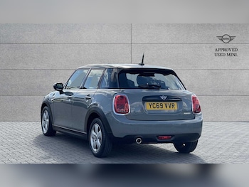 Used MINI Hatch 2019 for sale - 75699577: Photo