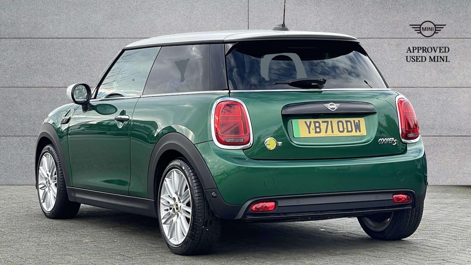 Used MINI Hatch 2021 for sale - 76488067: Photo 2