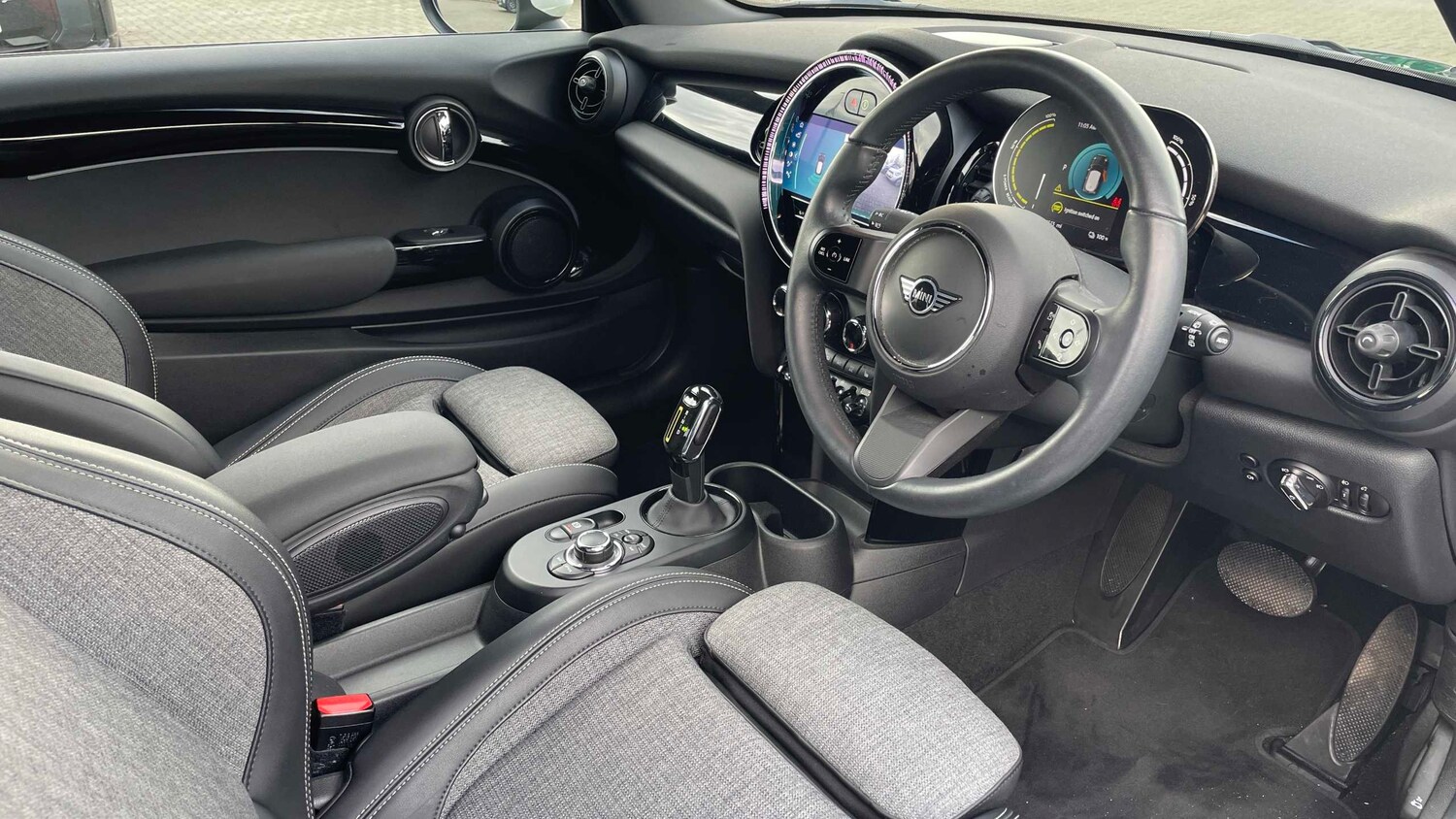 Used MINI Hatch 2021 for sale - 76488067: Photo 5