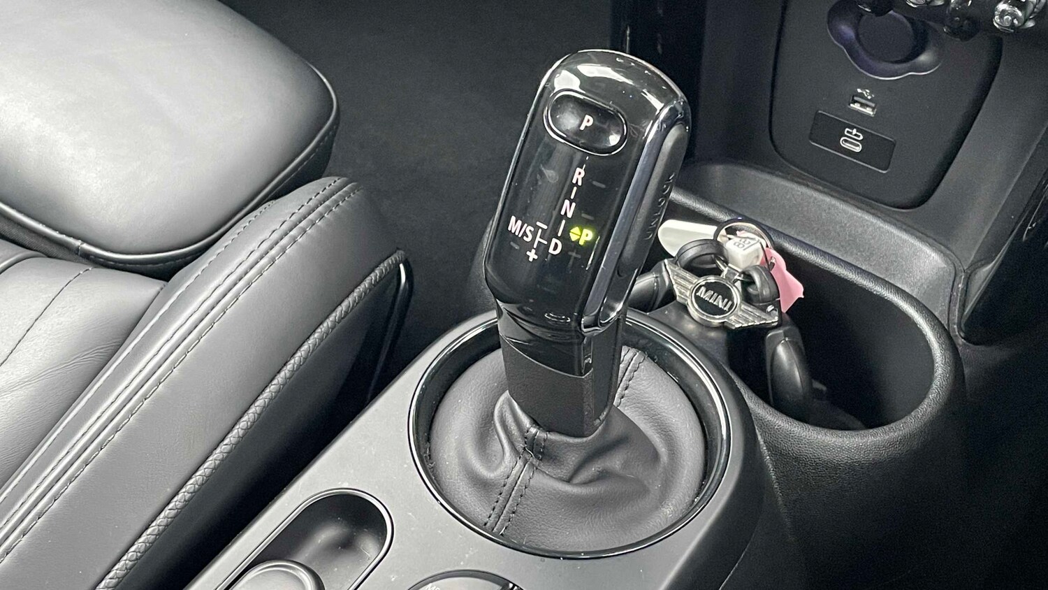 Used MINI Hatch 2022 for sale - 77601189: Photo 9