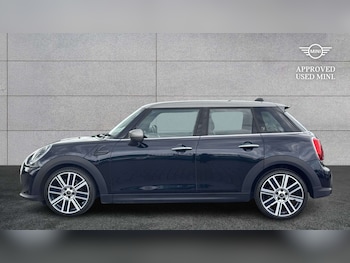 Used MINI Hatch 2024 for sale - 78845303: Photo