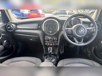 Used MINI Hatch 2020 for sale - 78322000: Photo