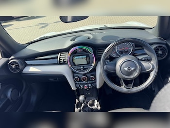 Used MINI Convertible 2017 for sale - 79319730: Photo