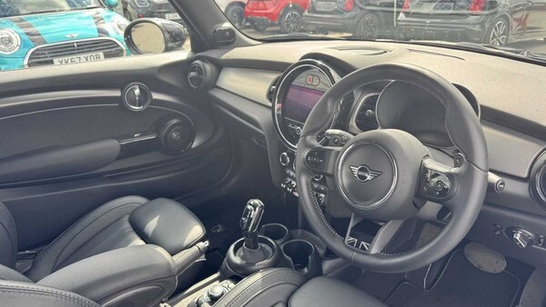 Used MINI Convertible 2023 for sale - 75742290: Photo 10