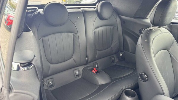Used MINI Convertible 2023 for sale - 75742290: Photo 35