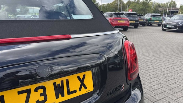 Used MINI Convertible 2023 for sale - 75742290: Photo 8