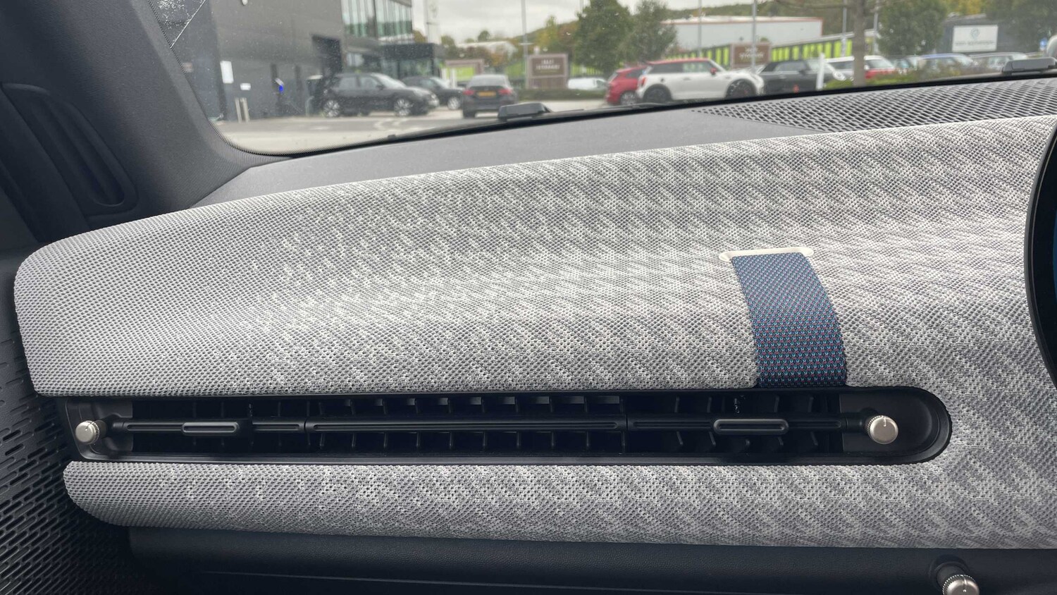 Used MINI Cooper 2024 for sale - 77601364: Photo 6