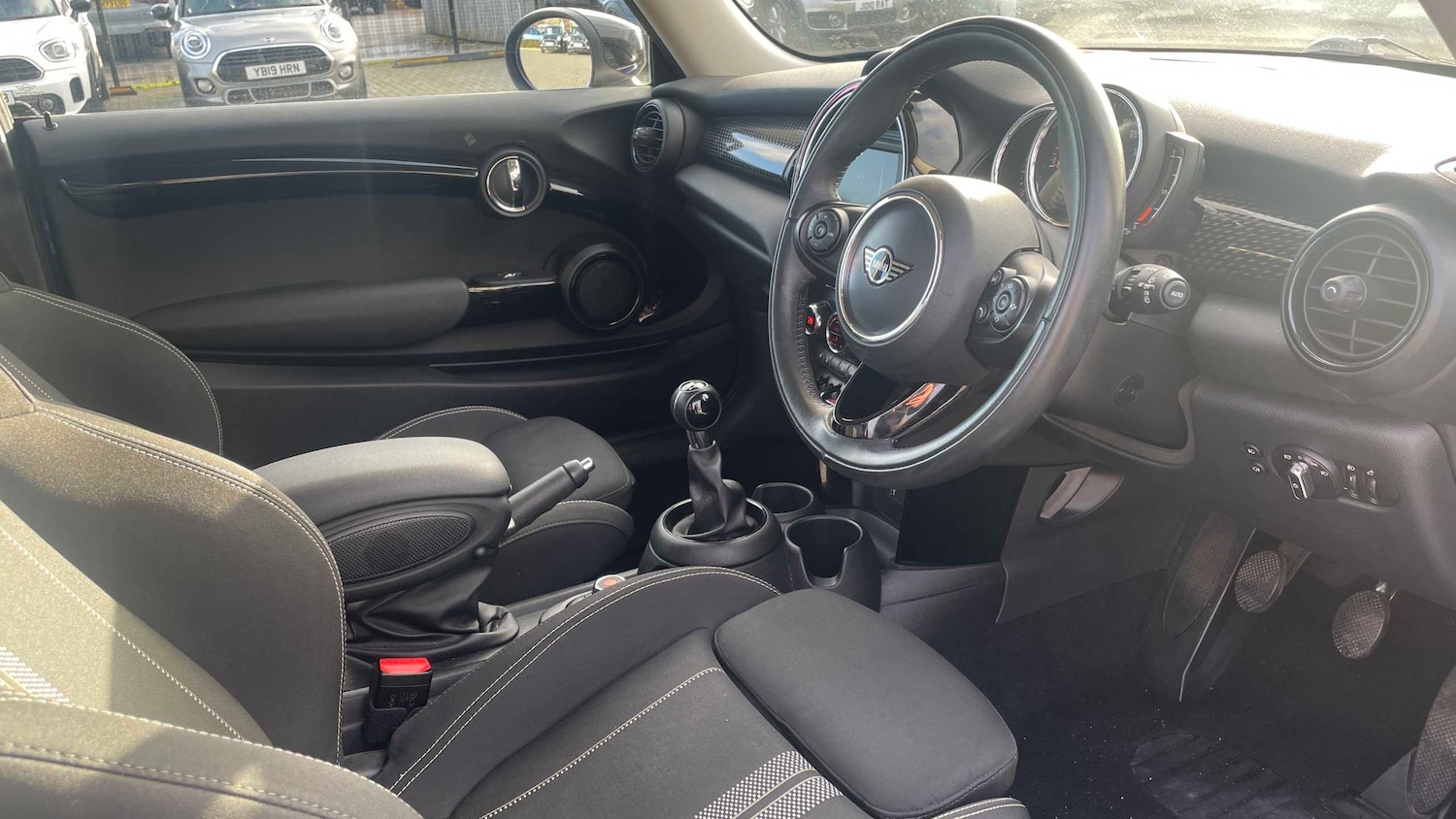 Used MINI Hatch 2020 for sale - 76789401: Photo 4