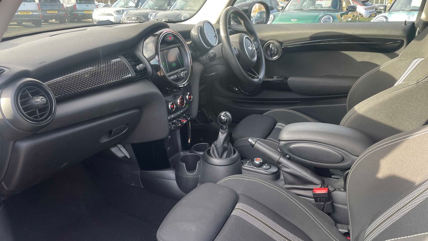 Used MINI Hatch 2020 for sale - 76789401: Photo 5