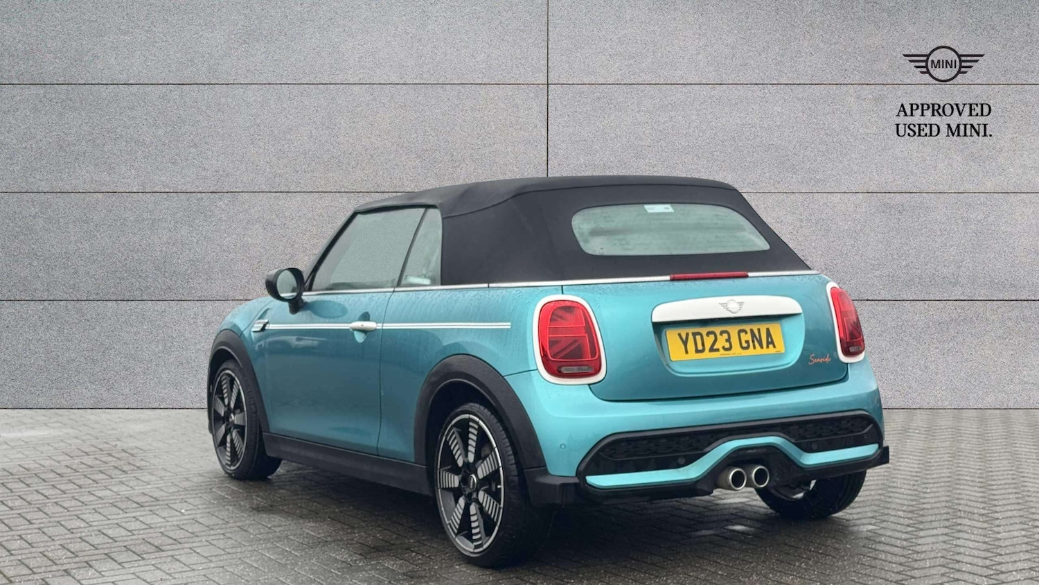 Used MINI Convertible 2023 for sale - 77348113: Photo 2