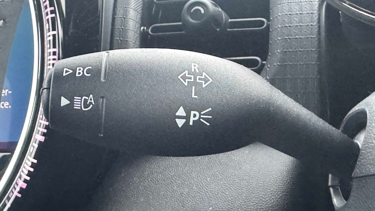 Used MINI Convertible 2023 for sale - 77348113: Photo 21