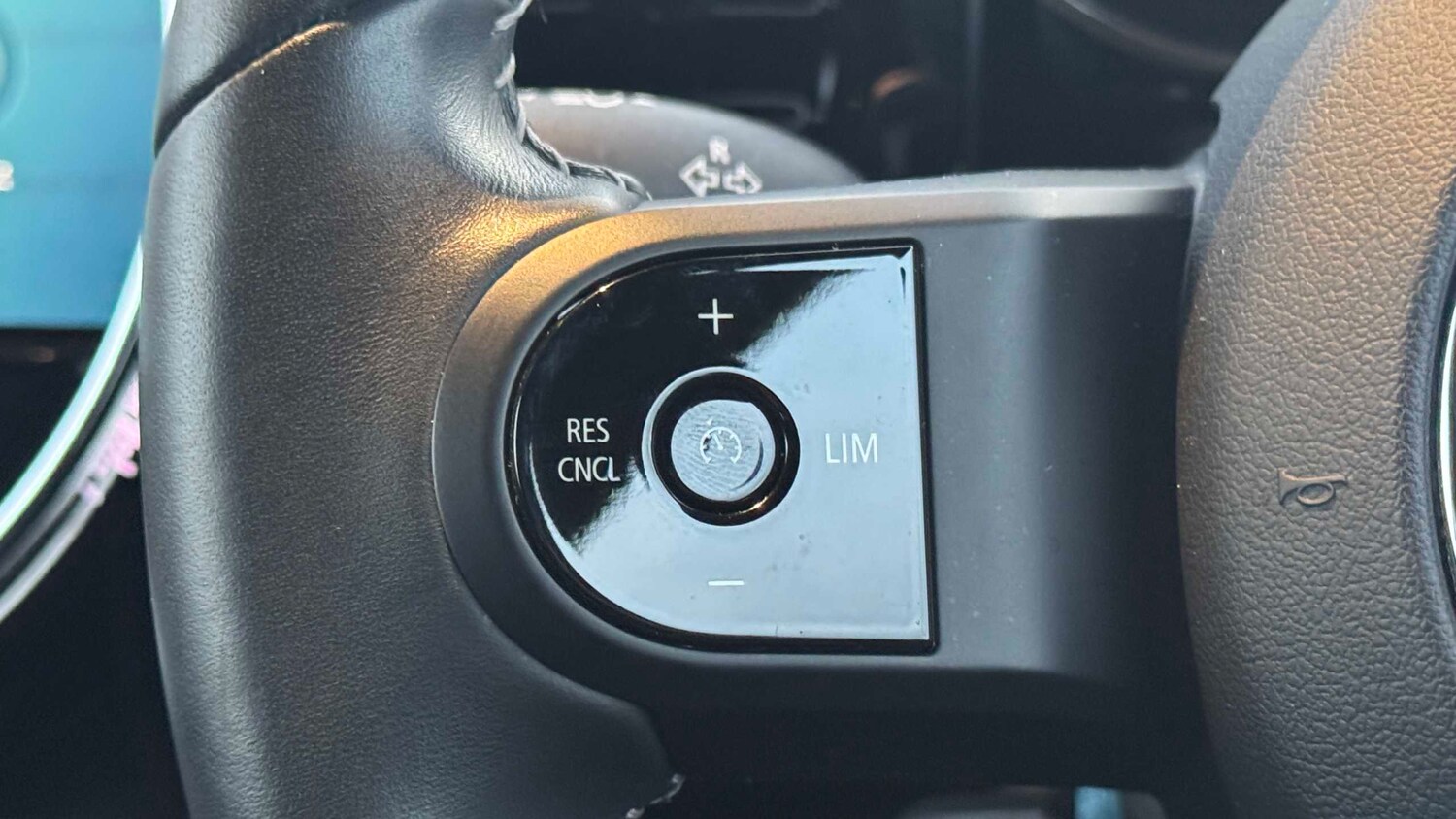 Used MINI Hatch 2024 for sale - 77500406: Photo 18