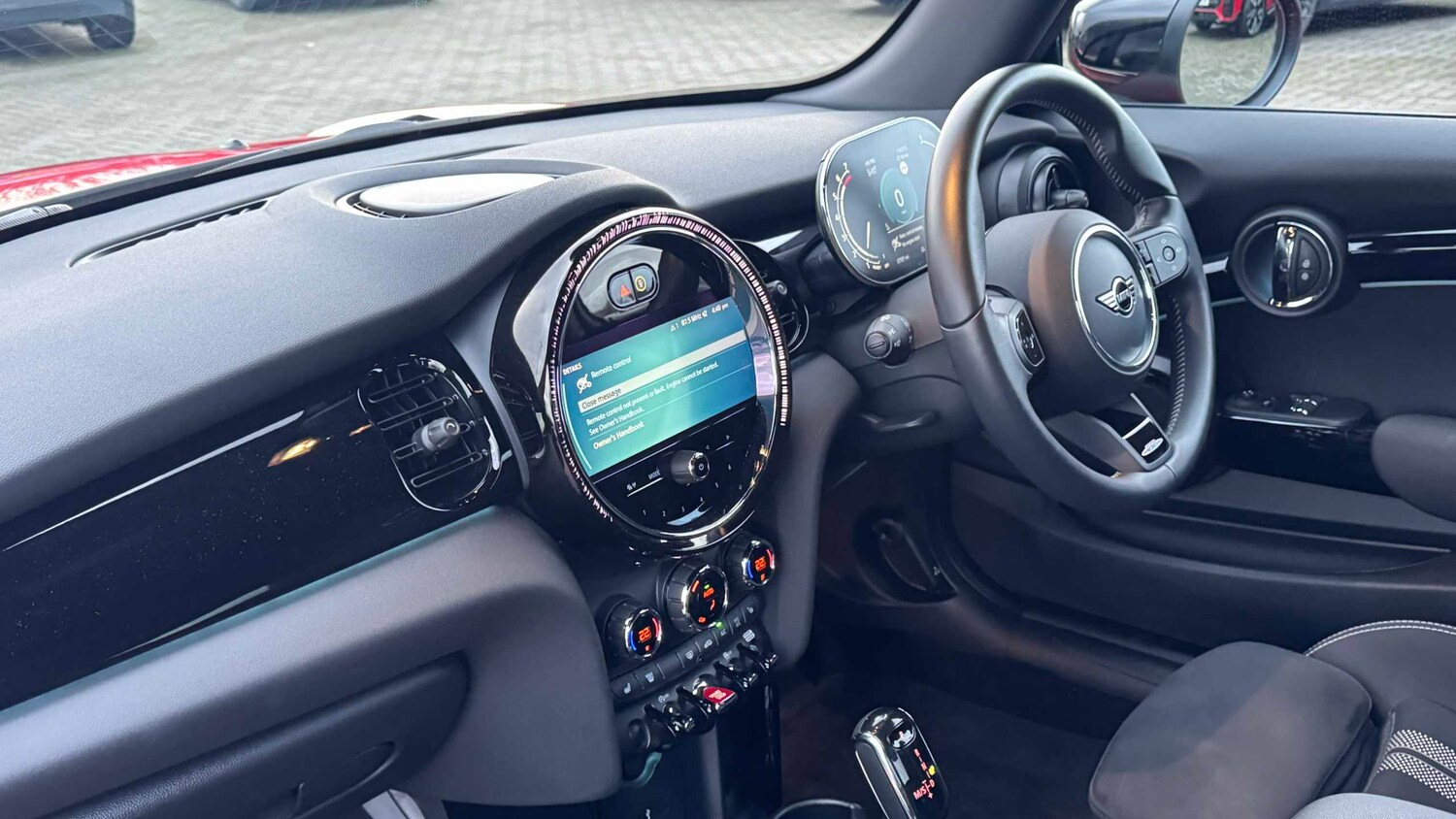 Used MINI Hatch 2024 for sale - 77500406: Photo 7