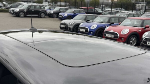 Used MINI Hatch 2022 for sale - 76141682: Photo 18