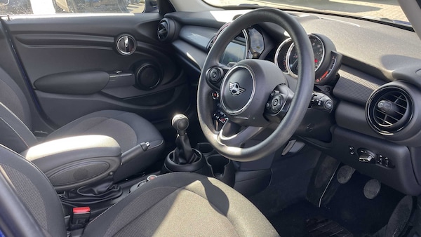 Used MINI Hatch 2019 for sale - 76272245: Photo 6