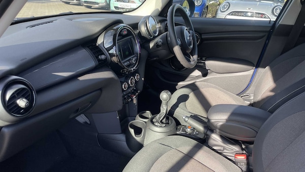Used MINI Hatch 2019 for sale - 76272245: Photo 7