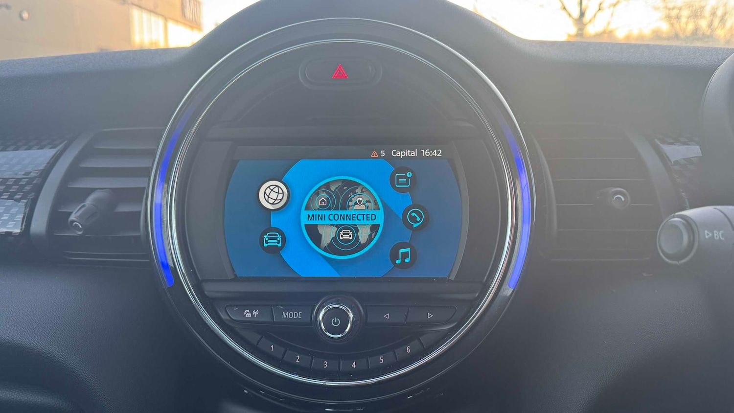 Used MINI Hatch 2019 for sale - 76636649: Photo 19