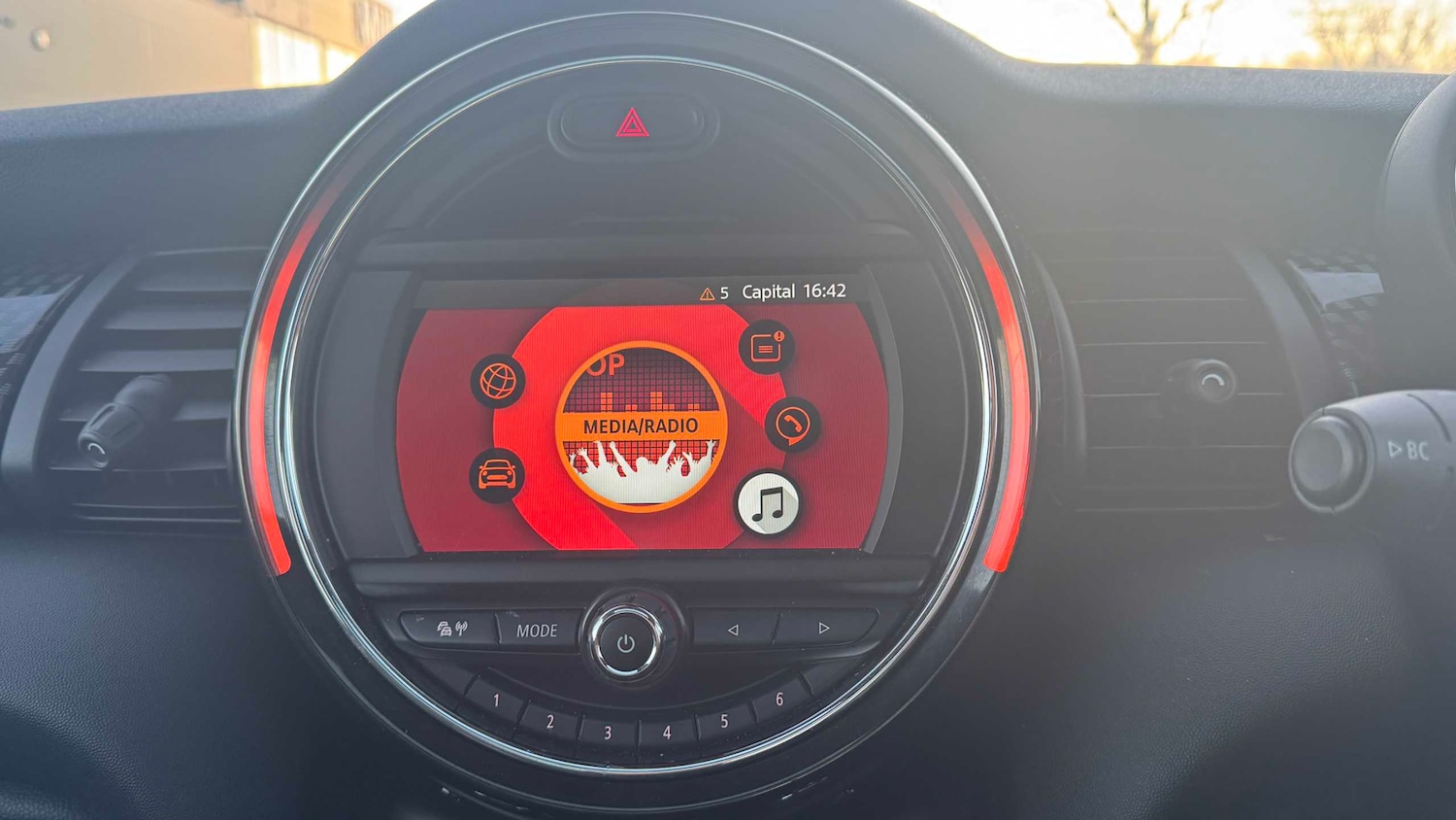 Used MINI Hatch 2019 for sale - 76636649: Photo 23