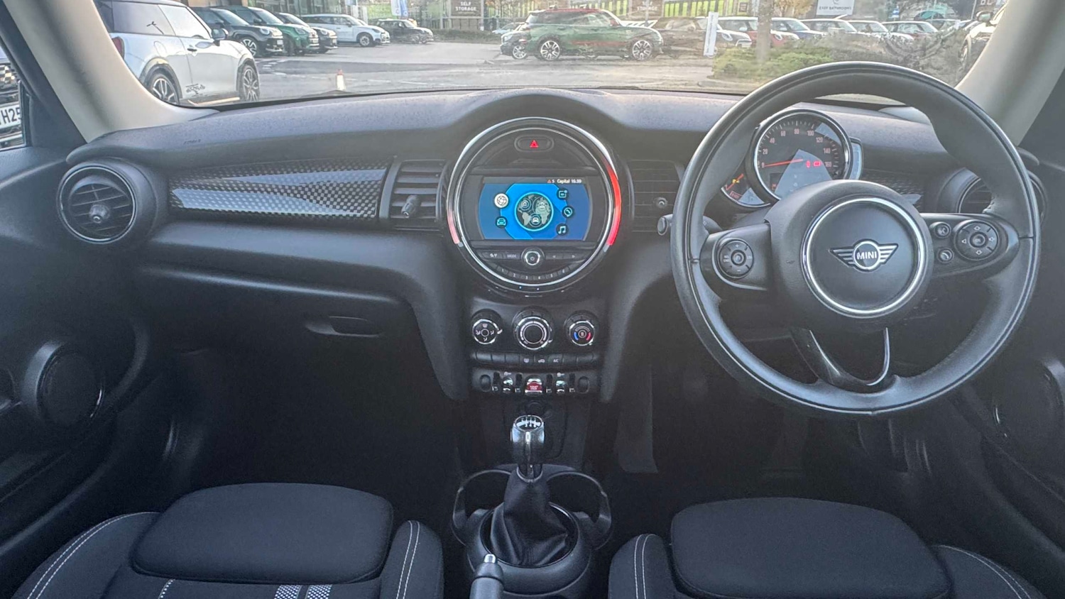 Used MINI Hatch 2019 for sale - 76636649: Photo 6