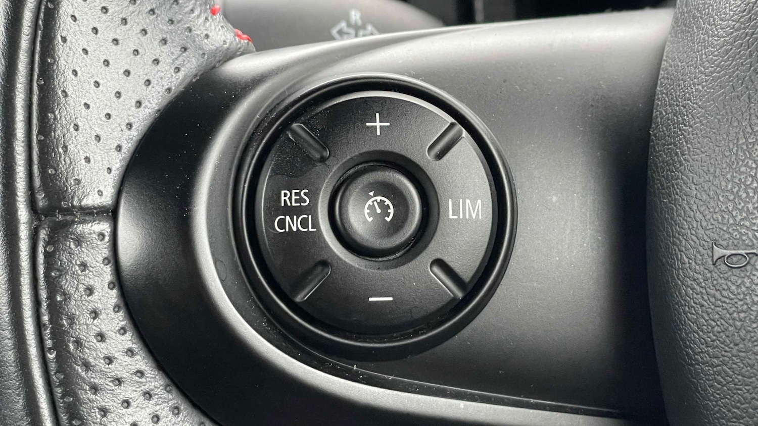 Used MINI Hatch 2020 for sale - 76929062: Photo 24