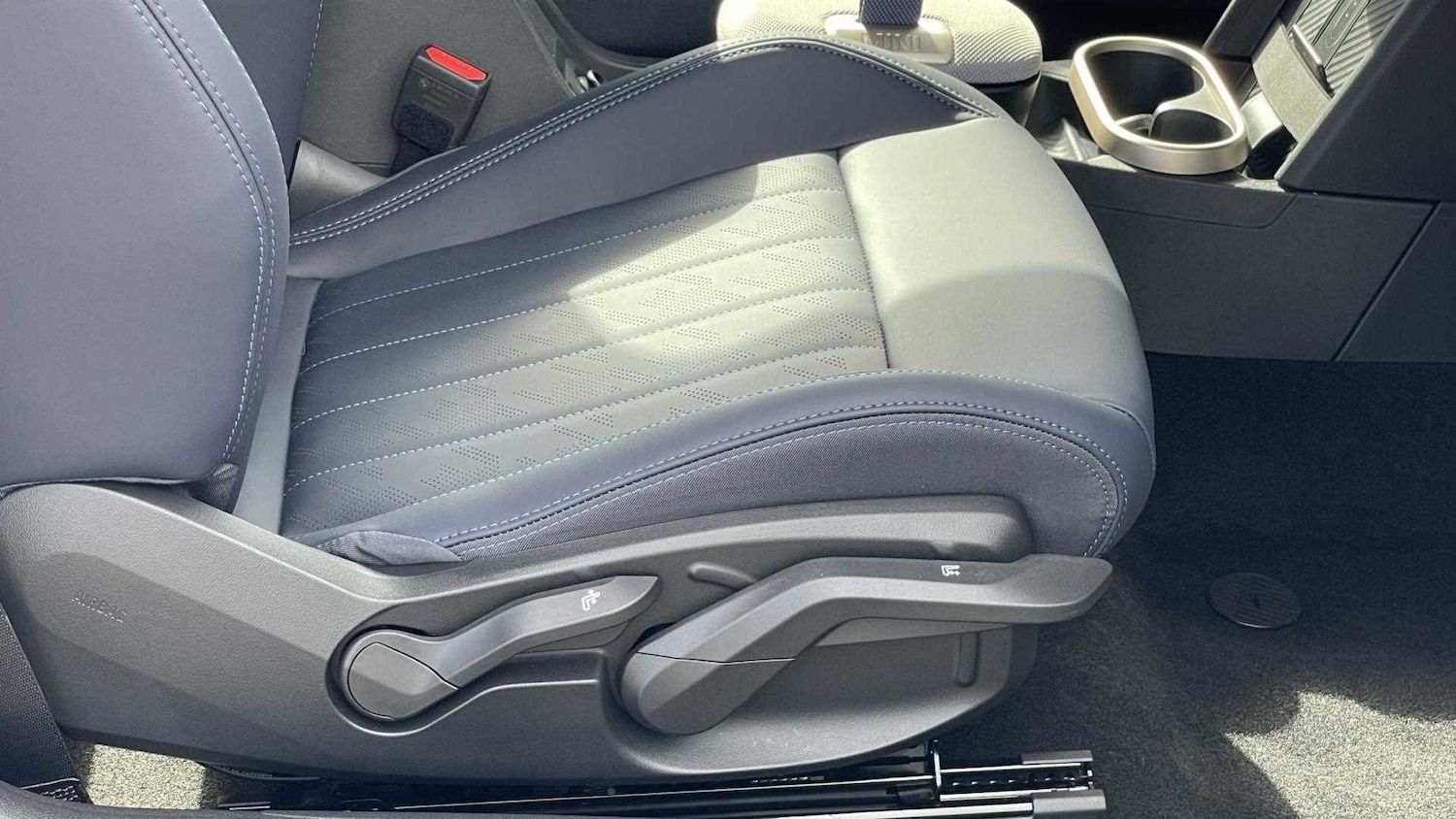 Used MINI Cooper 2025 for sale - 77011314: Photo 23