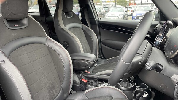 Used MINI Hatch 2023 for sale - 76286451: Photo 11