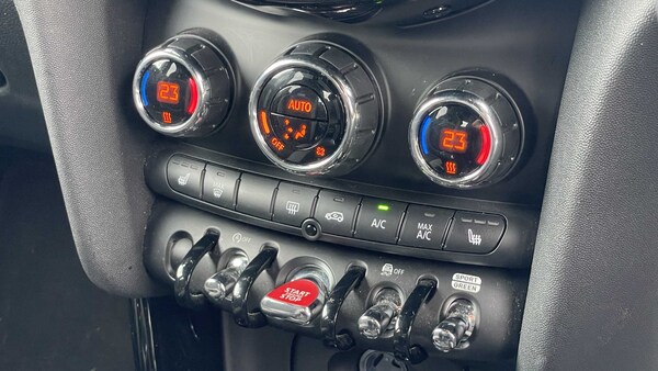Used MINI Hatch 2023 for sale - 76286451: Photo 30