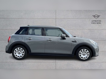 Used MINI Hatch 2022 for sale - 78076795: Photo