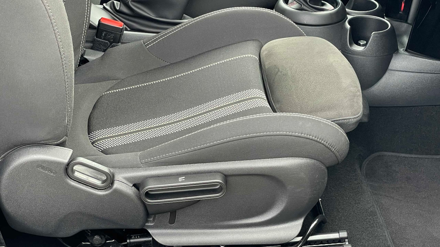 Used MINI Hatch 2020 for sale - 77827563: Photo 19