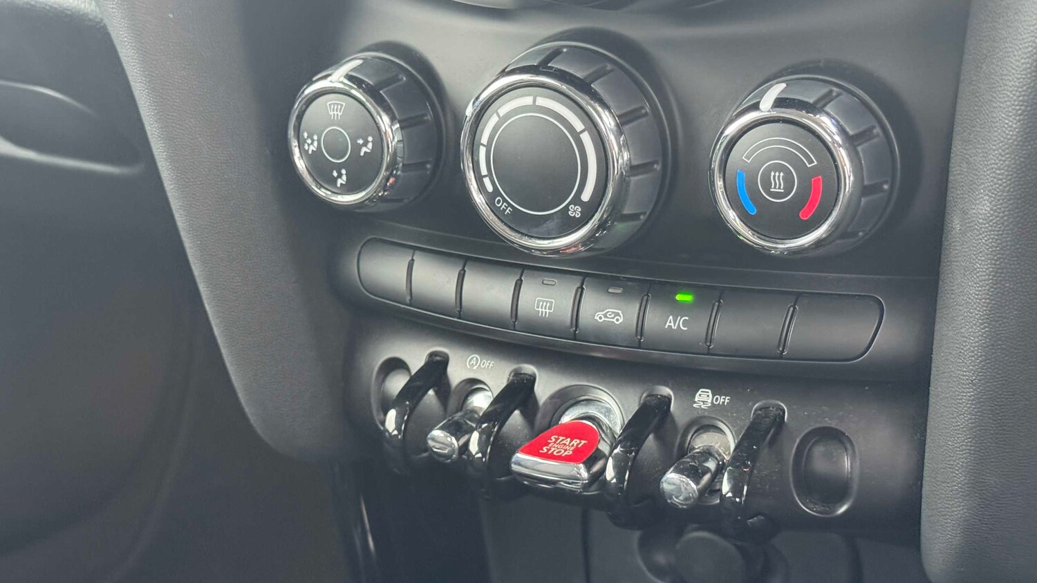 Used MINI Hatch 2021 for sale - 76774069: Photo 29