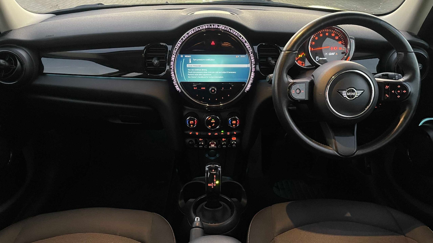 Used MINI Hatch 2022 for sale - 77032267: Photo 6