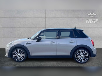 Used MINI Hatch 2023 for sale - 79095970: Photo