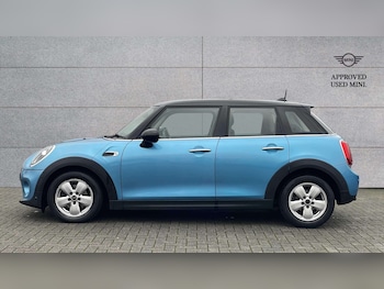 Used MINI Hatch 2019 for sale - 77527141: Photo