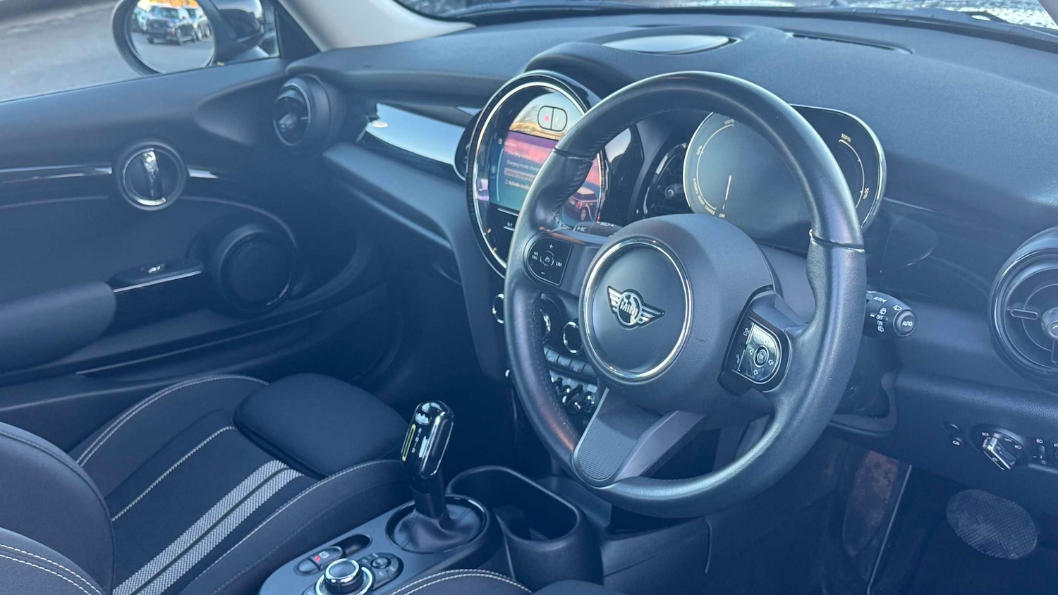 Used MINI Hatch 2023 for sale - 76789261: Photo 4