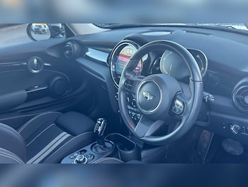 Used MINI Hatch 2023 for sale - 76789261: Photo