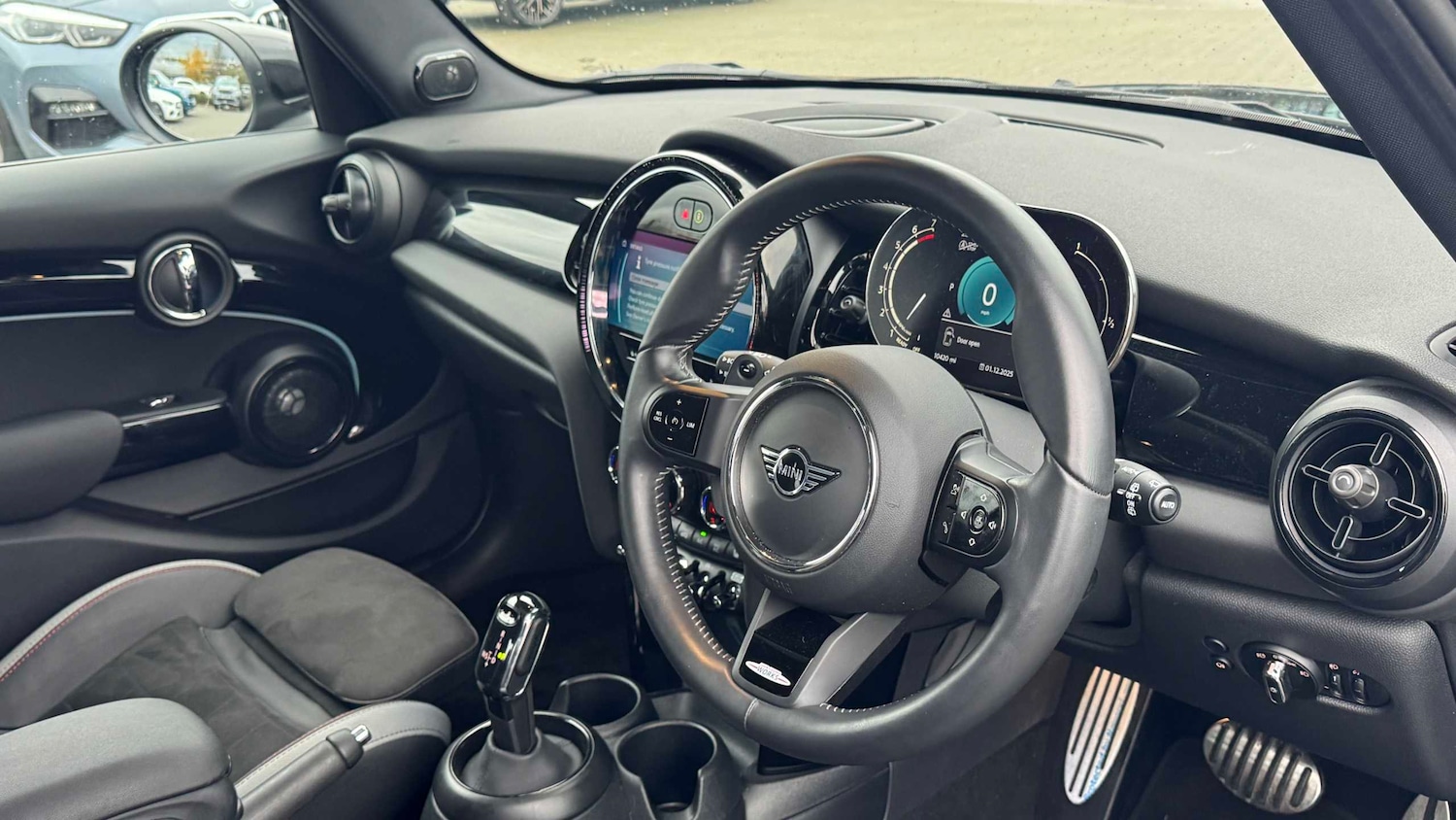 Used MINI Hatch 2023 for sale - 77178800: Photo 4