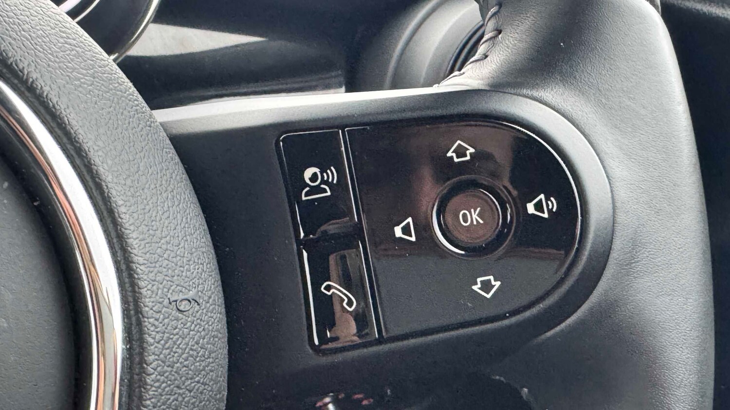 Used MINI Hatch 2022 for sale - 76774328: Photo 24