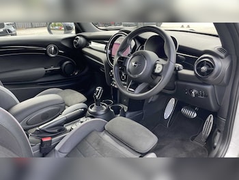 Used MINI Hatch 2023 for sale - 75535216: Photo