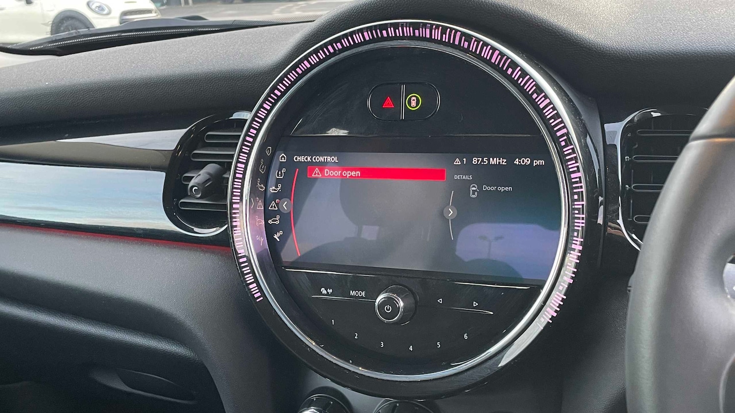 Used MINI Hatch 2023 for sale - 76460274: Photo 33