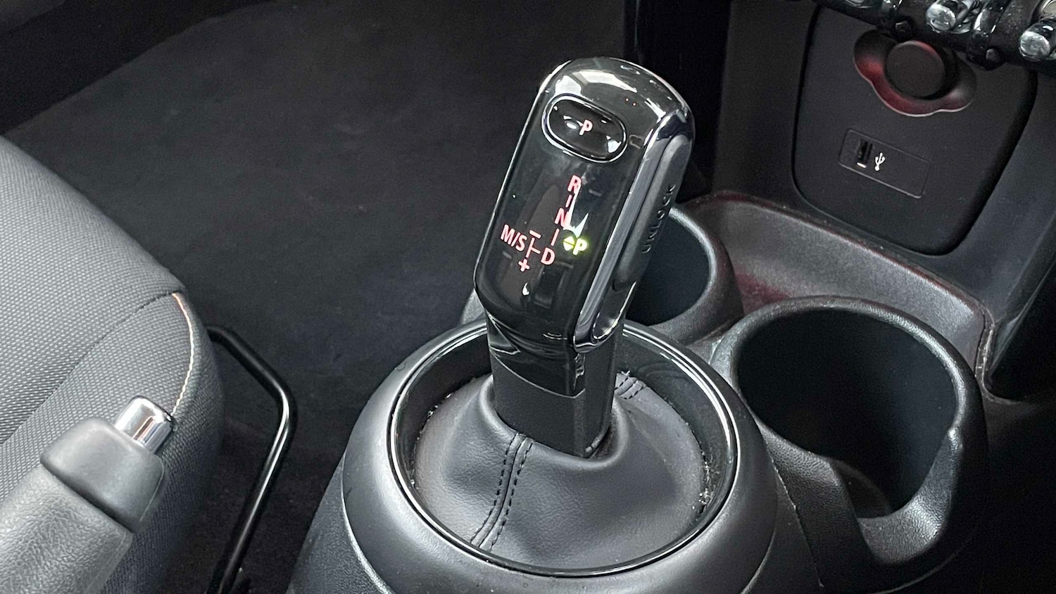 Used MINI Hatch 2023 for sale - 76460274: Photo 9