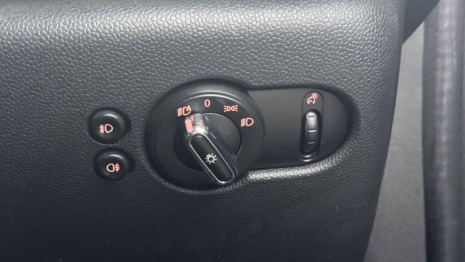 Used MINI Hatch 2018 for sale - 77032215: Photo 30