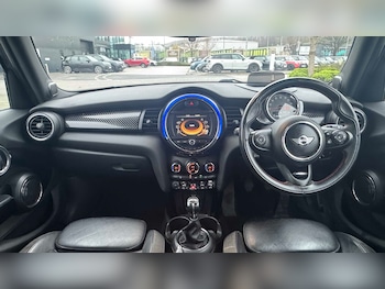 Used MINI Hatch 2018 for sale - 77032215: Photo