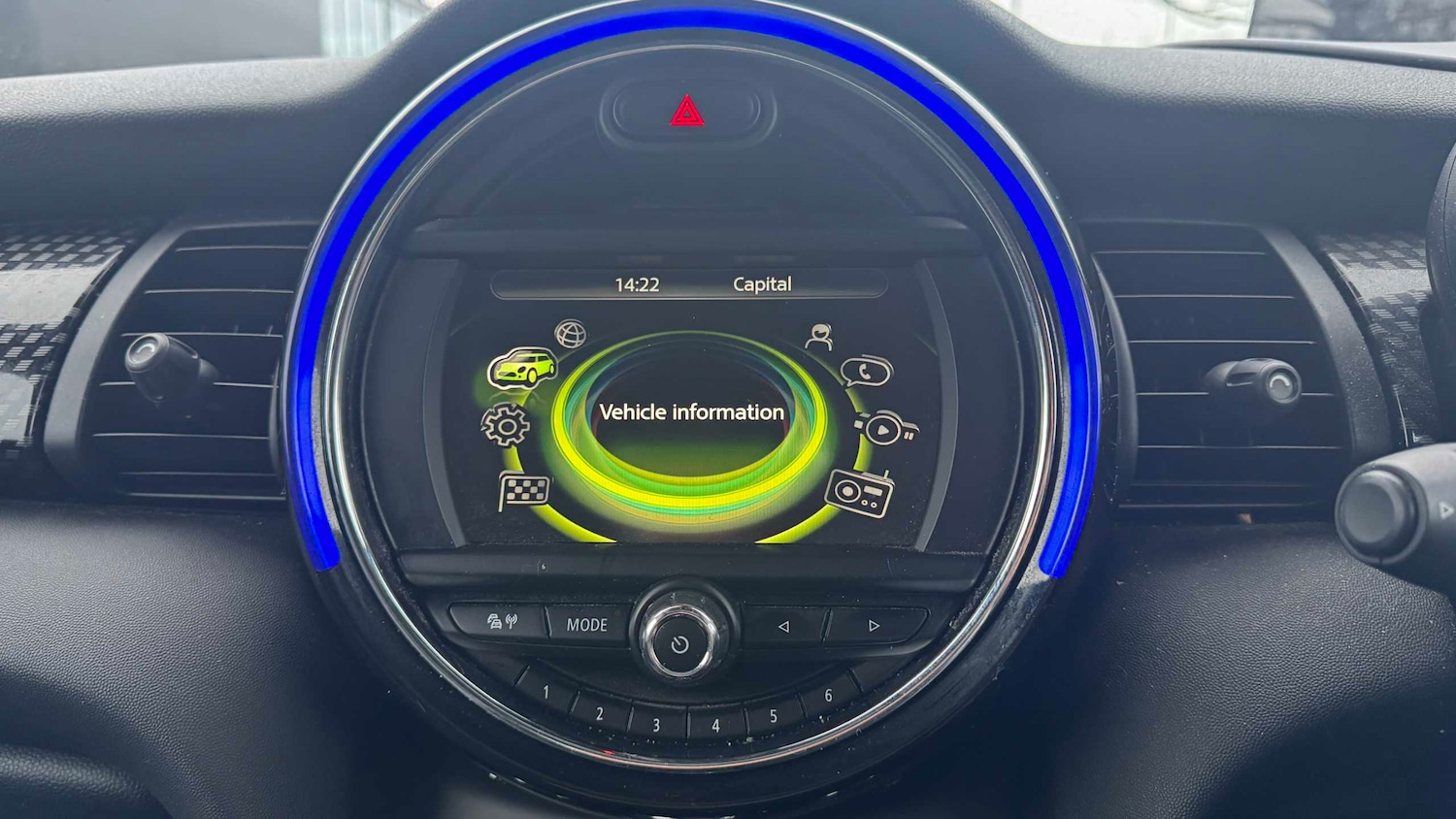 Used MINI Hatch 2018 for sale - 77032215: Photo 8