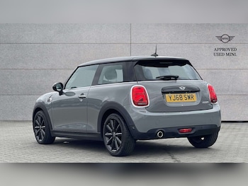 Used MINI Hatch 2018 for sale - 77601166: Photo