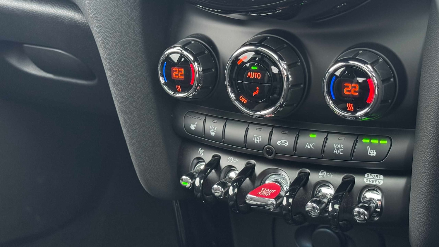 Used MINI Hatch 2022 for sale - 76421185: Photo 30