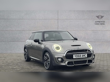 Used MINI Hatch 2019 for sale - 77414629: Photo