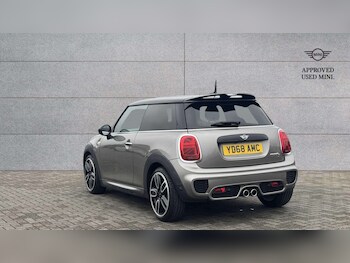 Used MINI Hatch 2019 for sale - 77414629: Photo