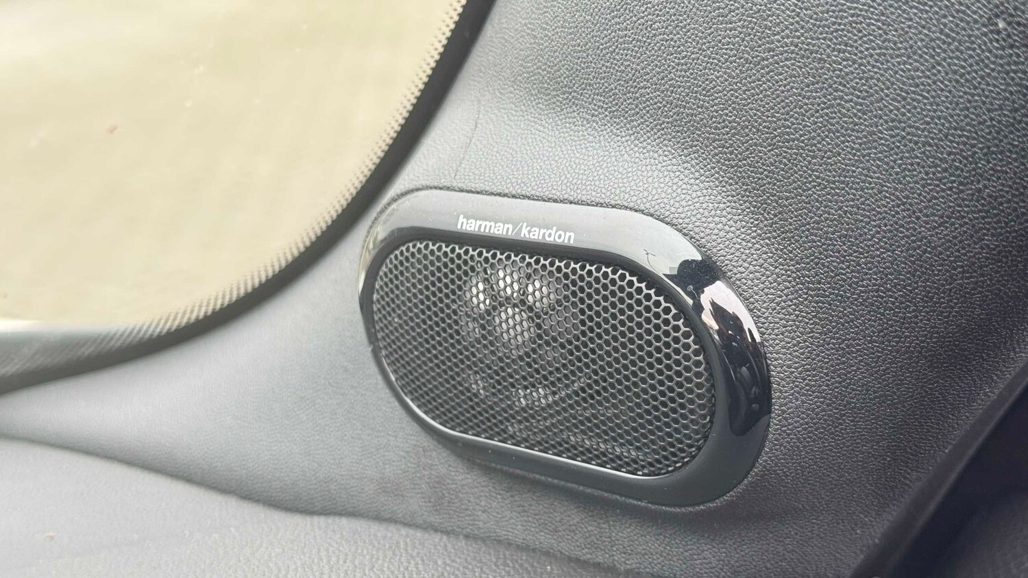 Used MINI Convertible 2023 for sale - 78209321: Photo 10